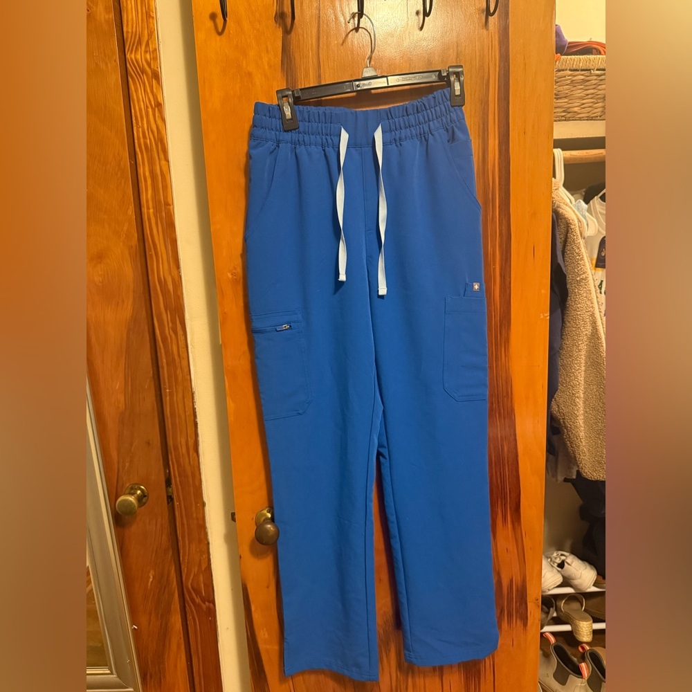 Figs women Royal Blue Drawstring Cargo Joggers